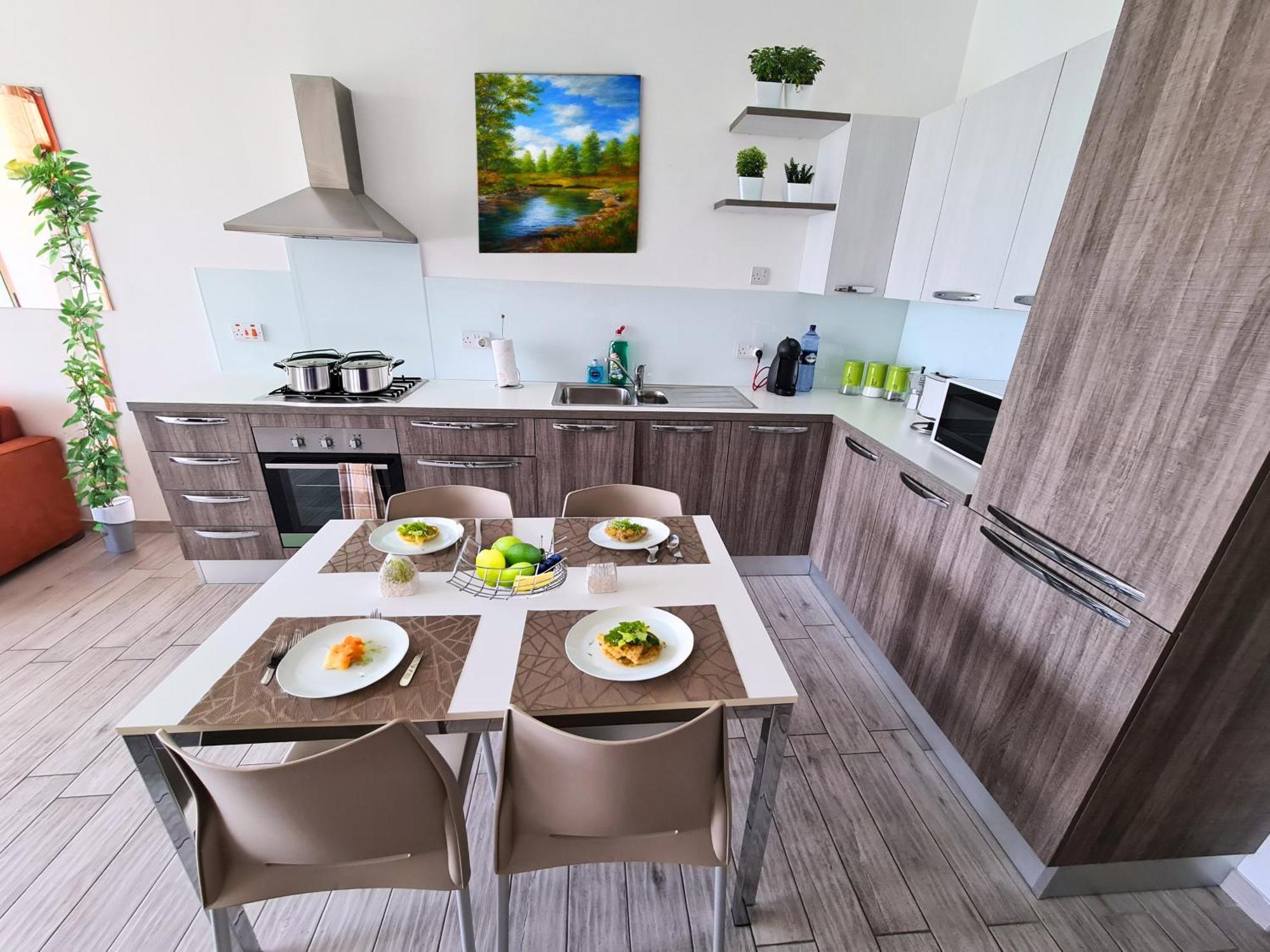 Appartement Supreme Seafront With Balcony In St.julian's San Ġiljan